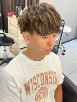 アイズ 海老名(AIZU)&nbsp;メンズハイライト バレイヤージュ メンズカット 眉毛