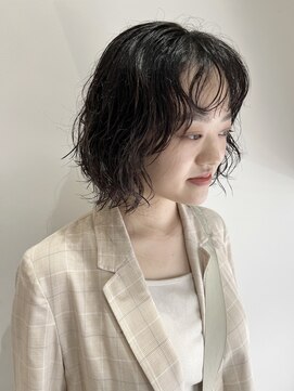 ウクラ バイ レシッド 池袋(uchla by rcid) 黒髪/小顔ボブ×ウェーブパーマ/大人ボブ/エアウェーブ/ボブルフ