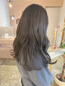 ユッカ 梅田(YUCCA) 【 YUCCA 】大人可愛いオリーブグレージュ