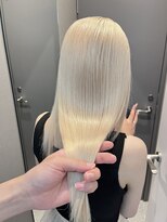 ペレ 渋谷(PELE)&nbsp;イメチェン/ホワイトブロンド/外ハネボブ/ワイドバング/渋谷