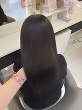 【髪質改善×縮毛矯正で自然なストレート美髪】