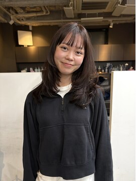 ヌープヘアーアイス(NUUP.hair ici) 20代30代40代髪質改善カラーアッシュベージュ艶感レイヤーカット