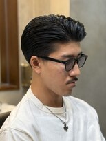 ドルクス 上野店(Dorcus)&nbsp;アイパーバック　サイドパート　テーパーフェード