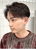 毛流れセンターパートニュアンスパーマ