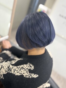 ラピス 横浜(Lapis) マリブブルー/ネイビーブルー/ヘアセット/カット/ブリーチカラー