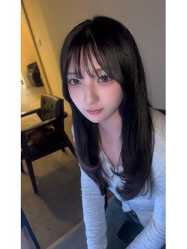 ユウキカガヤキ(YUUKI KAGAYAKI) 髪質改善トリートメント　ブリーチなしカラー　レイヤーカット