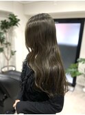 濃いめオリーブカラー
