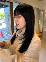 マイン(mine) レイヤーカット 艶カラー ブルーブラック 縮毛矯正 透明感