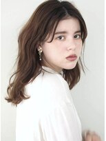 サーカス バイ ビュートリアム 青山(CIRCUS by BEAUTRIUM)&nbsp;ゆるふわ　手入れ簡単　無造作　韓国風パーマ　ミディアムヘア