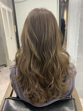 エイト 池袋店(EIGHT ikebukuro) ブリーチ無しのベージュカラー＊富澤翼