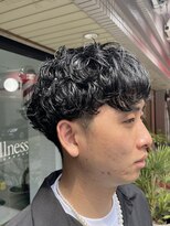 ウェルネス(Wellness)&nbsp;スパイラルパーマ、サイドパート、韓国マッシュ10