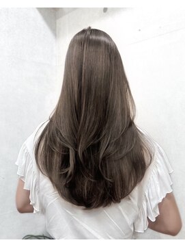 サイン 渋谷(SIGN) グレーベージュレイヤーロング前髪パーマ黒髪
