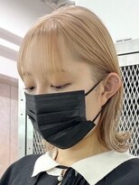 ウィコ 新宿(WICO)&nbsp;white beige [新宿駅/グレーベージュ/黒髪]