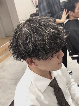 ラヴィズムバイフィフス(LUVISM by fifth) 波巻きスパイラルマッシュシャドウパーマ×メンズメッシュ