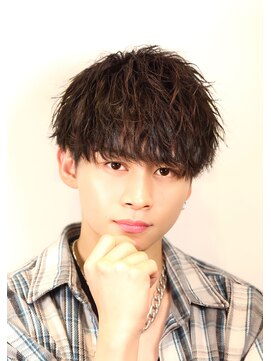 リップス 自由が丘(LIPPS) ツイストショートマッシュ