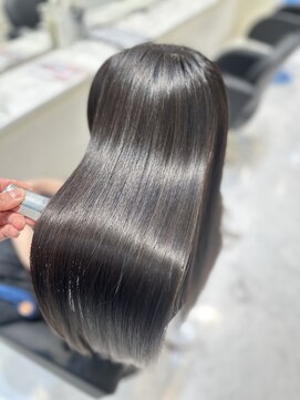 LAPISUTA 門前仲町 ヘアエステプレミアム【髪質改善美容院LAPISUTA門前仲町】