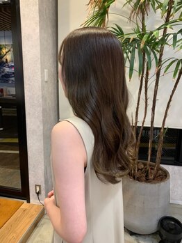 シャッター(SHUTTER)の写真/【熊本駅徒歩3分/春日】今話題の髪質改善導入!トリートメント成分を浸透させ髪の毛を超補修!