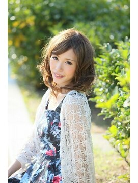 サファイア(SAPPHIRE) ♪♪～エアリーなパーマスタイル～♪♪