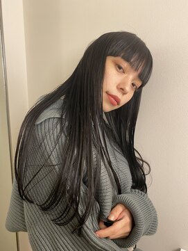 ダブ ムート(DaB MUUT) 透明感カラーとワイドバングが可愛いロングヘア