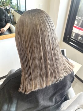 ヴィータ(vita) ホワイト系ハイトーン