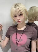 石塚／ぱっつん顔まわりウルフブロンドタッセルレイヤーボブ新宿