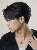 オーシャントーキョーオーバー 渋谷(OCEAN TOKYO OVER)&nbsp;センターパートフェザーパーマニュアンスパーマシャドウパーマ