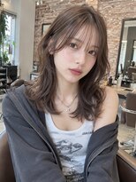 アクロ 梅田店(ACRO)&nbsp;シアーグレージュくびれレイヤーミディ