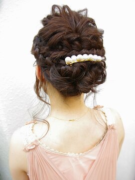 レクリヘアー(RecRe hair) 【RecRehair】編み込みシニヨン☆