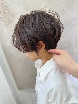 アヴァロン(AVALON) 【絶壁解消】立体感くびれショート×クセ風デジタルパーマ