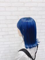 ビス リアン 川口店(Vis lien)&nbsp;個性派原色ブルー/ケアブリーチ/切りっぱなし/ティントバー/小顔