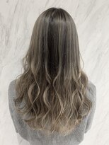 リー 京橋(Lee)&nbsp;ブリーチカラーでオリーブベージュ　山下志穂