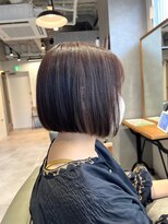 ビスイル 秋葉原店(Vis ill) くびれボブミニウルフ透明感シルバーアッシュグレージュカラー