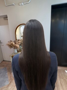 アンド ラ ブランシュ(&.La Blanche) ワンレン/黒髪カタログ/ネビージュ/小顔/髪質改善