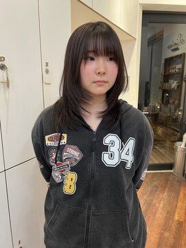 楽ちんスタイリングなレイヤーカット