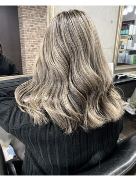 molt 麻生/レイヤーカット/ボブ/バレイヤージュ/ハイライト/海外ヘア 【モルト】 バレイヤージュ