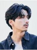 センターパートニュアンスパーマフェザーショート大人男子メンズ