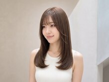 レヴ(Rev)の雰囲気（縮毛矯正で艶髪に。ヘアスタイルの似合わせも叶う〔縮毛矯正〕）