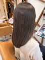キーバイイオエ(kiy. by ioe) 艶感たっぷりオリーブグレージュ。赤みの少ない透明感カラー◎