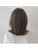 アンリエラ(Unliera)&nbsp;くびれレイヤー/ブリーチなしグレージュ/松山市美容室