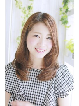 プリズム ヘアーデザイン 北坂戸店 ワンカールセミミディアムスタイル