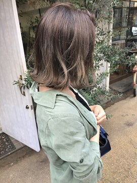 ブレス(Bless) ボブ×グラデーション