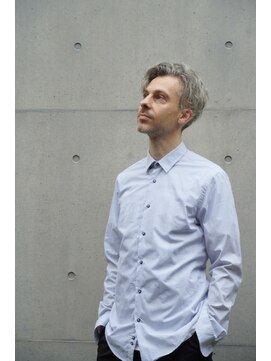 ダマーニ 表参道(DAMANI) ツーブロックでつくるアレンジ自在のかき上げフェミニンスタイル
