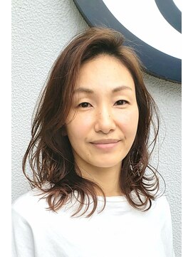 エムスラッシュ ストリートマーケット スマートサロン センター北(M.SLASH) 自然な雰囲気で好印象/オンブレ/ウェーブパーマ