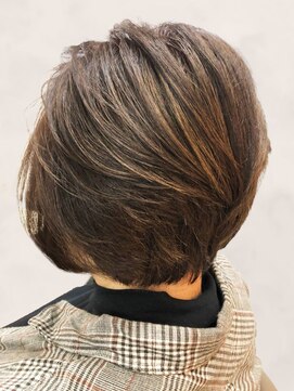 アルファ インタラクティブ エム フラワー(ALUFA interactive.M Flower) 20代30代大人かわいいモカベージュナチュラルロブヘアー美肌