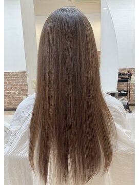 カットハウス はさみの部屋 ロングローレイヤー/髪質改善/ナチュラルストレート/流しバング