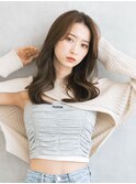 大人可愛いセンターわけロングスタイル