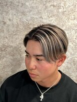 キタセンジュバーバー バイ ティーズ(KITASENJU BARBER by T's)&nbsp;シャドウルーツ　バレイヤージュ　ブリーチカラー