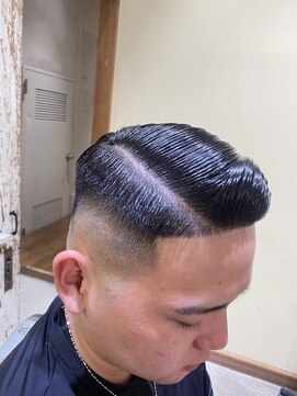 フォーコーナーズ(Four Corners) 圧倒的サイドパート