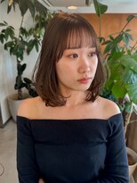 アテナ(ATENA) ベージュカラー×大人ボブ