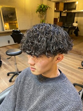 シリー 浦添店(SILLY) 沖縄メンズ波巻きパーマ